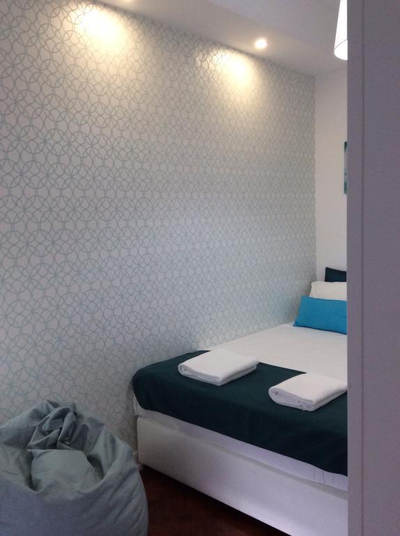 4U Lisbon IV Guesthouse Airport מראה חיצוני תמונה