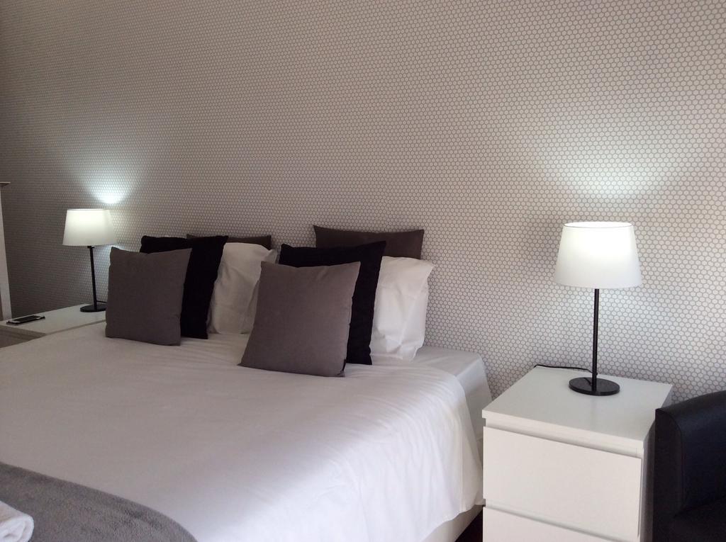 4U Lisbon IV Guesthouse Airport מראה חיצוני תמונה