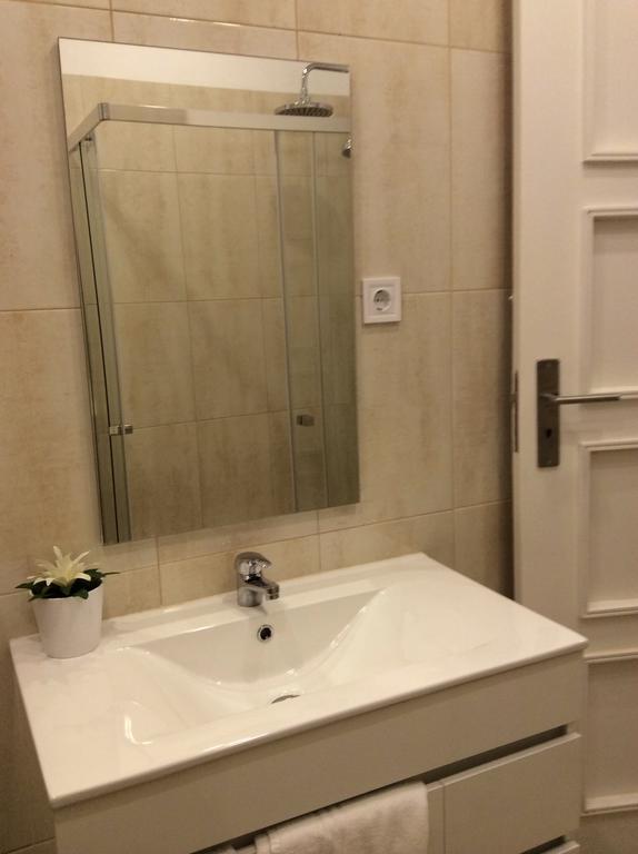 4U Lisbon IV Guesthouse Airport מראה חיצוני תמונה